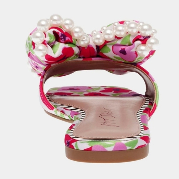 🩷🔹️ Betsey Johnson🔹️ LIAH Womens Satin Pearl trim Flatform Sandals - Picture 5 of 13